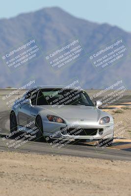 media/Oct-24-2025-Doghouse Garage (Fri) [[783d2ff07a]]/3-Intermediate/Session 3 (Turn 12)/